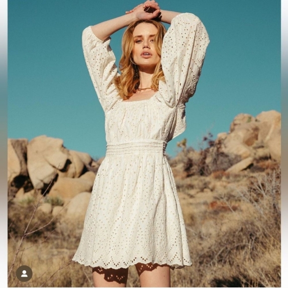 CleoBella Aria Mini Dress White Small Long Sleeve Embroidered Eyelet Tasseled - Picture 4 of 7